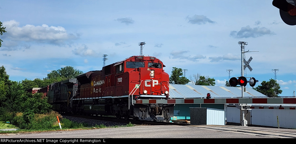 CP 7052 West